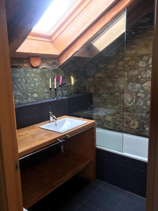 Casa De Poble Acollidora,Amb Llar De Foc, Villa บูร์ก-มาดาม ภายนอก รูปภาพ